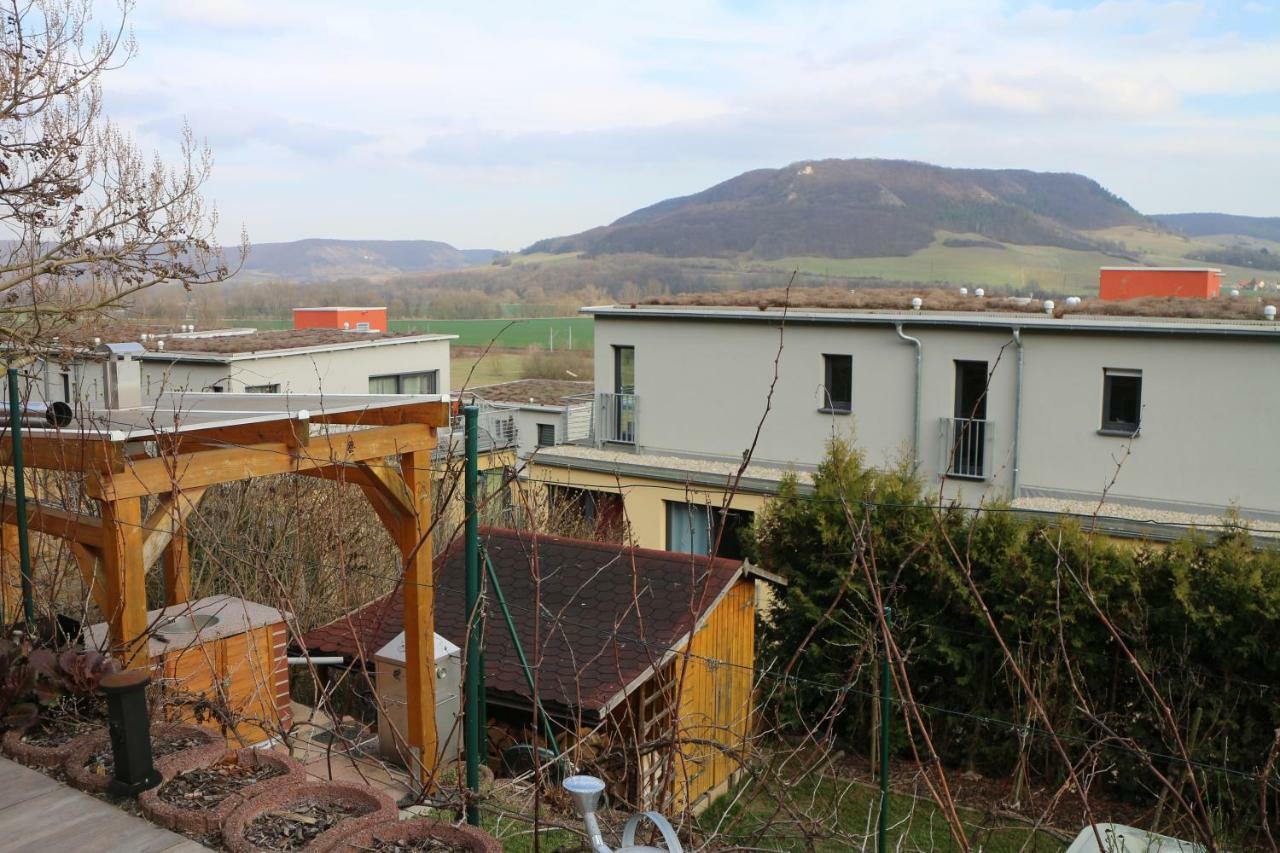 יינה Romantische Ferienwohnung Mit Fantastischem Ausblick, Pool Und Gartensauna מראה חיצוני תמונה