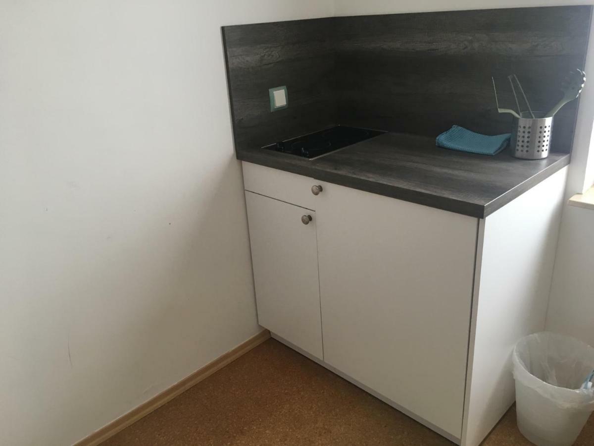 יינה Romantische Ferienwohnung Mit Fantastischem Ausblick, Pool Und Gartensauna מראה חיצוני תמונה